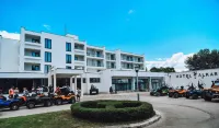 Hotel Alkar โรงแรมใน