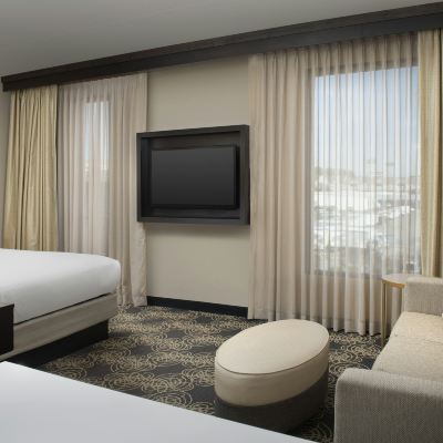 1 King Bed-Studio 1 Room Suite-Nonsmoking Embassy Suites Knoxville West Promo Code