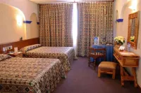 Jeroc's Plaza Hotels in 