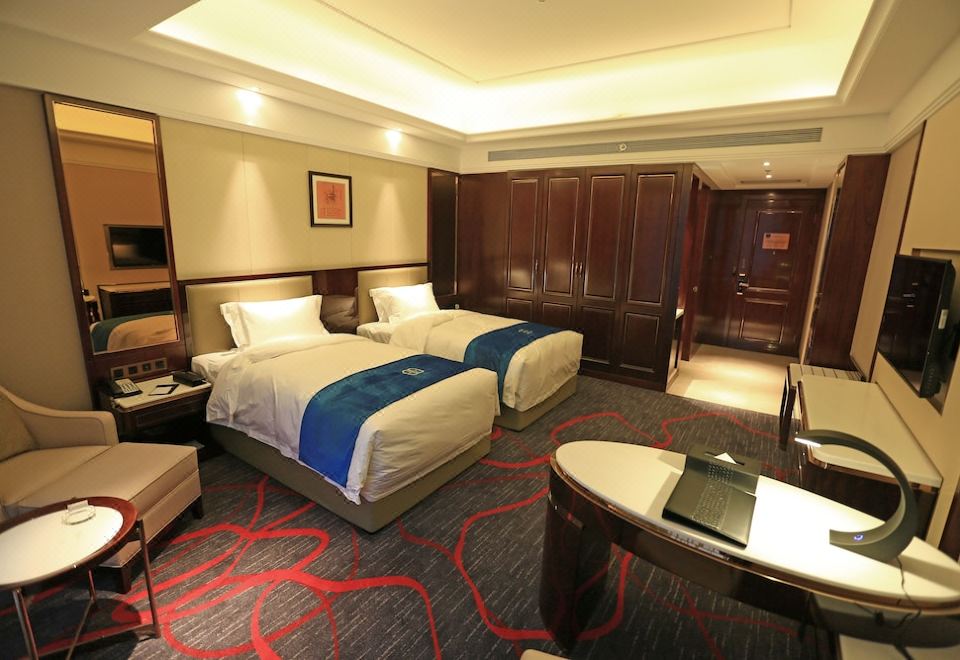 蓝溪标间（温暖舒适大落地窗）