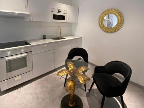 Le Nid du Faubourg One-Bedroom Apartment