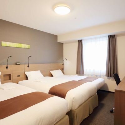 デラックスツインルーム 喫煙 スマイルホテルプレミアム札幌すすきの クーポン