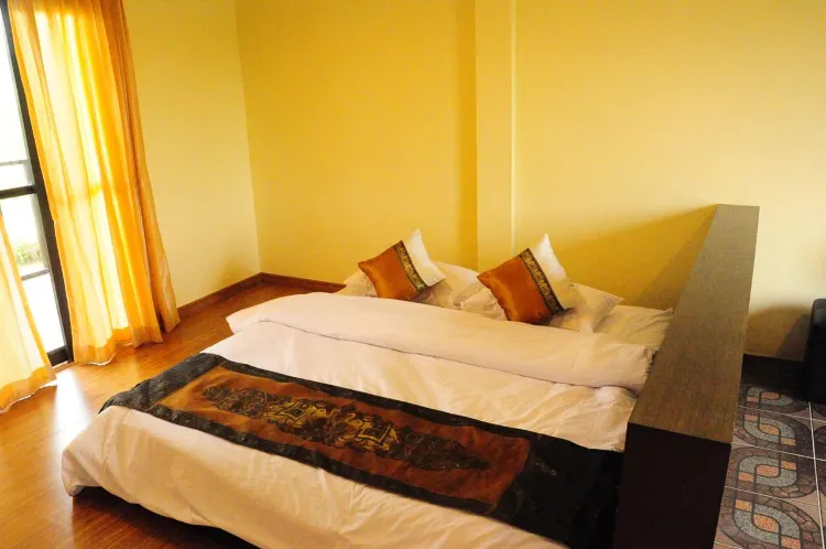 ห้องเตียงควีน มีระเบียง