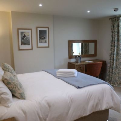 Deluxe Double Room, Ensuite, River View (Room 2) The Rising Sun Promo Code