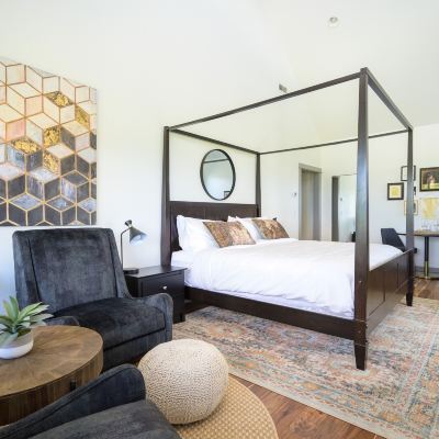Room 1 The Setting Inn Willamette Valley Promo Code