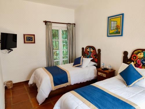 双人或双床房享有园景