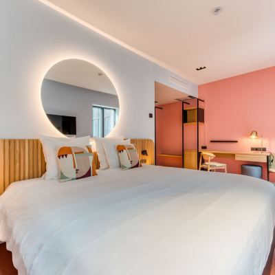 Deluxe Double Room Mah Hotel Promo Code