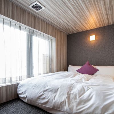 Room#402 Standard Room Queen La Viola Promo Code