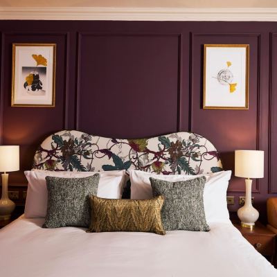 家庭房， 1 張特大床和 1 張梳化床， 獨立浴室 巴斯弗朗西斯酒店 - 美憬閣酒店優惠