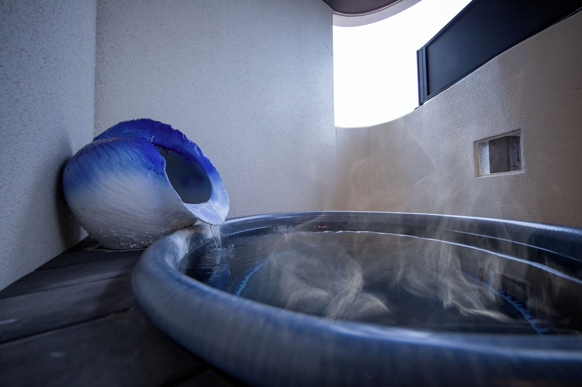 【二楼角落大床房】带温泉露天浴池的客房※可携带宠物