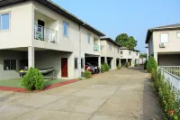 Riverside Resort Villas Hoteles en 