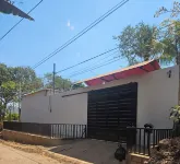 Modern House near a river "La Casita Cruz" Hotel di 
