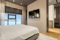 Nordic Retreat by the Water Hot Tubs Northern Lights Hotels in 