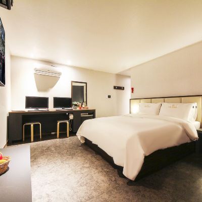 Deluxe Room Hotel Bobos Promo Code