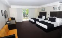 Hotel Niza Garden Suites Hotels in 