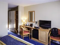 Mercure Newbury West Grange Hotel