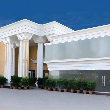 Hotel One Lalazar Multan