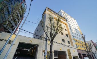 Busan Sajik the Stone Bridge Hotel - Housity