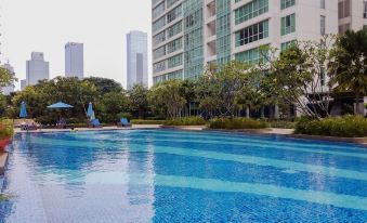 Cozy 1Br with Workspace at Setiabudi Skygarden Apartment