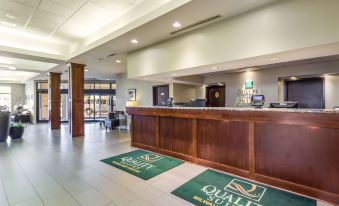 Quality Suites Milwaukee Airport