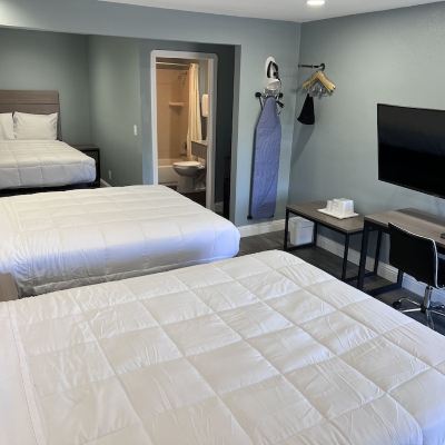 Premium Room, 3 Queen Beds