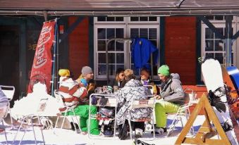 Hakuba Mountain Chalet