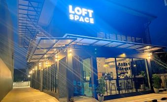 Loft Space Hotel