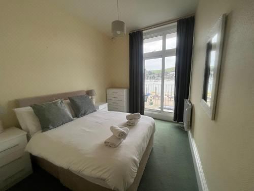 Harbourside 1 Two-Bedroom Apartment