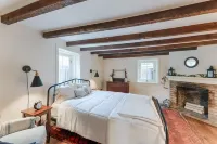 Cozy Spring House in Gorgeous Chadds Ford!