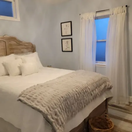 Charming Cottage in the Heart of Catskill & Pet Friendly Отели в г. Катскилл