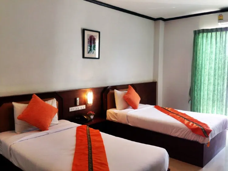 Superior Twin Room (Orange Building)