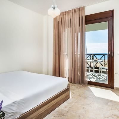 Deluxe Four-Bedroom Villa With Sea View Sunset Villas Promo Code