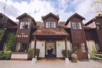 Margaret River Resort Hotel a 