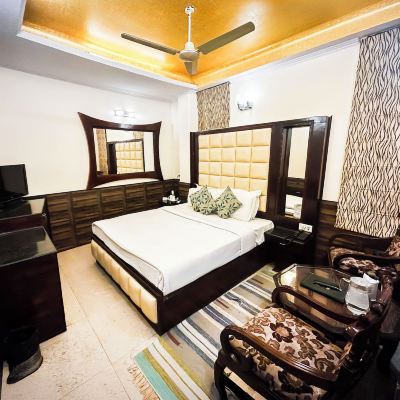 Deluxe Queen Room Hotel Kapil Promo Code