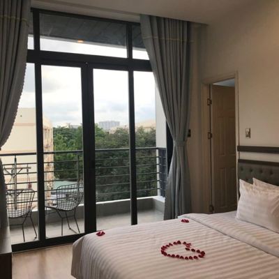Suite Double or Twin Room, Balcony, River View Winston Hotel Promo Code