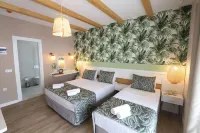 Dolphin Park Hotel