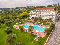 Hotel Villa Paradiso Suite Hôtels à : Moniga del Garda