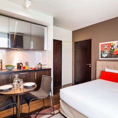 一室房 塞里斯 - 歐洲之谷阿德吉奧公寓飯店優惠