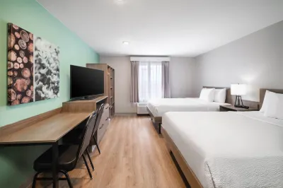 Echo Suites Extended Stay by Wyndham Springfield Airport Plz Hotel a 