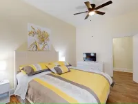 Spacious Downtown Frederick, 3 BR, Full Kitchen Off Street Parking Hotéis em Frederick