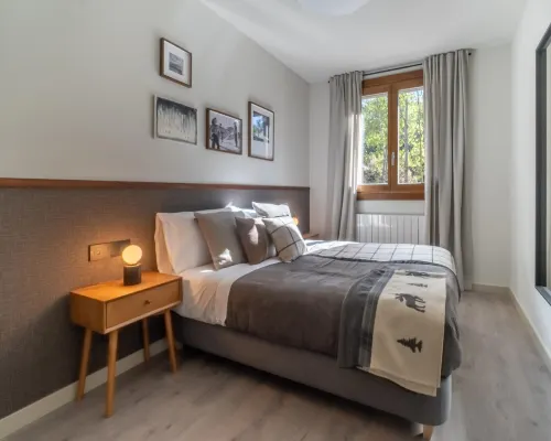 Stone Home in Benasque near Scenic Lake 베나스크 호텔