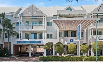 Broadwater Resort Como - Housity