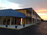 Belmont Inn and Suites Hotels in Hampton