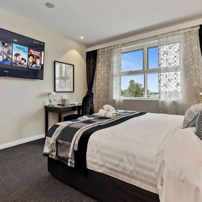 Two-Bedroom Suite International Hotel Wagga Wagga Promo Code