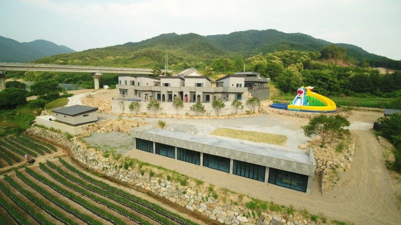 괴산 더그레이스2펜션