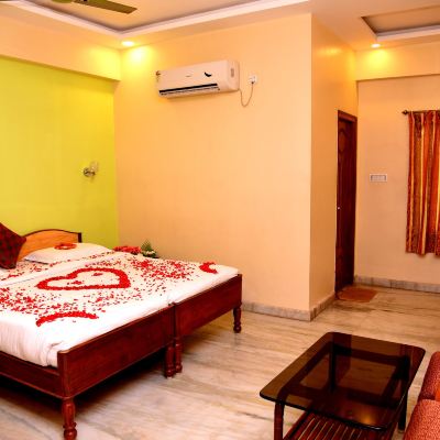 Deluxe Room with Air Conditioner