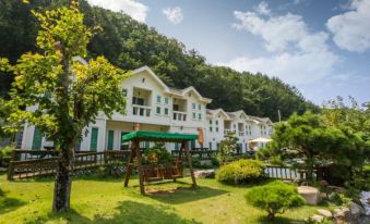 Hoengseong Lohengrin Pension