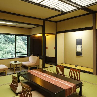 新館和風バス付き、山の眺め 湯西川温泉　彩り湯かしき　花と華 クーポン