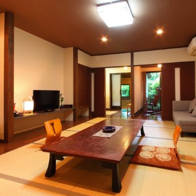 Barrier-Free Japanese-Style Room With A Tatami-Floored Bath And Skin-Beautifying Hot Spring, Non-Smoking Room [Japanese Room] [Non-Smoking] 花とおもてなしの宿　松園 クーポン