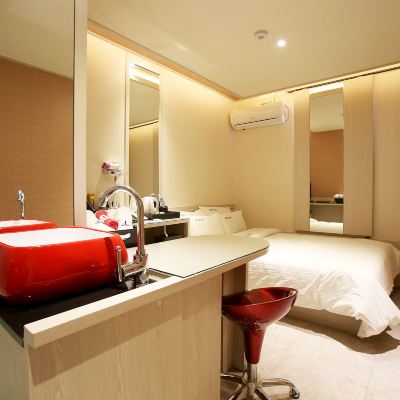 Standard Room With Bathtub Parking Myeonmok Amiga 쿠폰